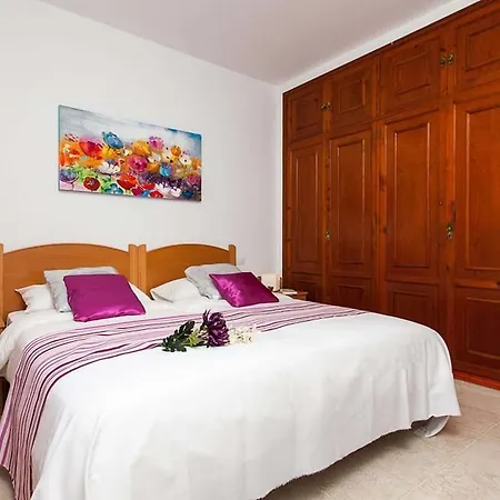 Villa Neptuno Villa *